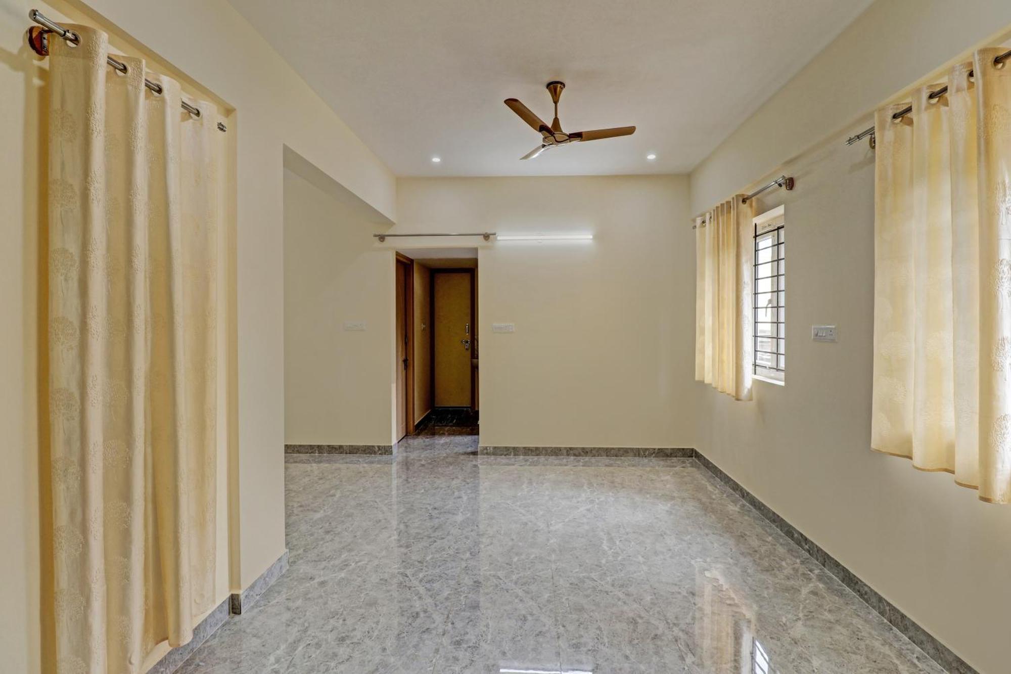 Oyo Flagship 81483 Manyatha Inn Service Apartment Bangalore Extérieur photo