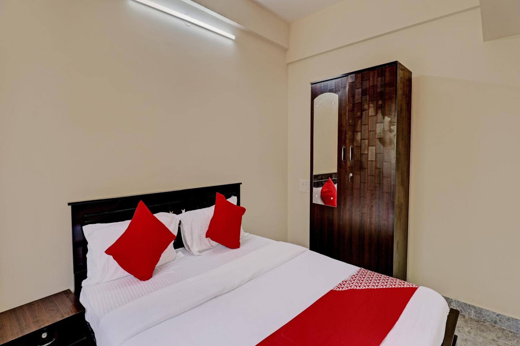 Oyo Flagship 81483 Manyatha Inn Service Apartment Bangalore Extérieur photo