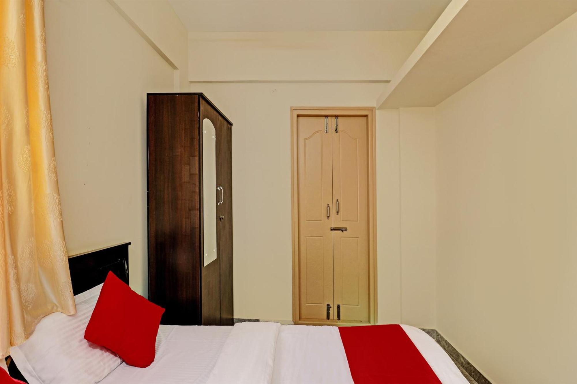 Oyo Flagship 81483 Manyatha Inn Service Apartment Bangalore Extérieur photo